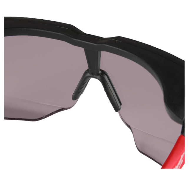 Surlunettes fumées Milwaukee 4932493440