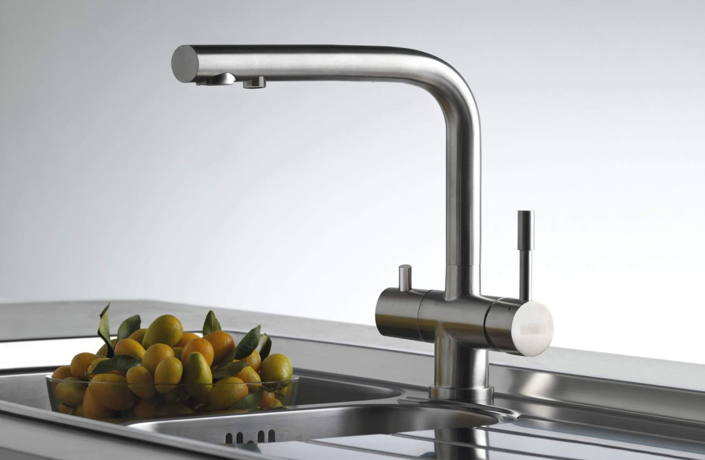 Grifo de agua filtrada bimando de tres vías y caño alto ATLAS CLEAR WATER INOX FRANKE FRANKE - 3