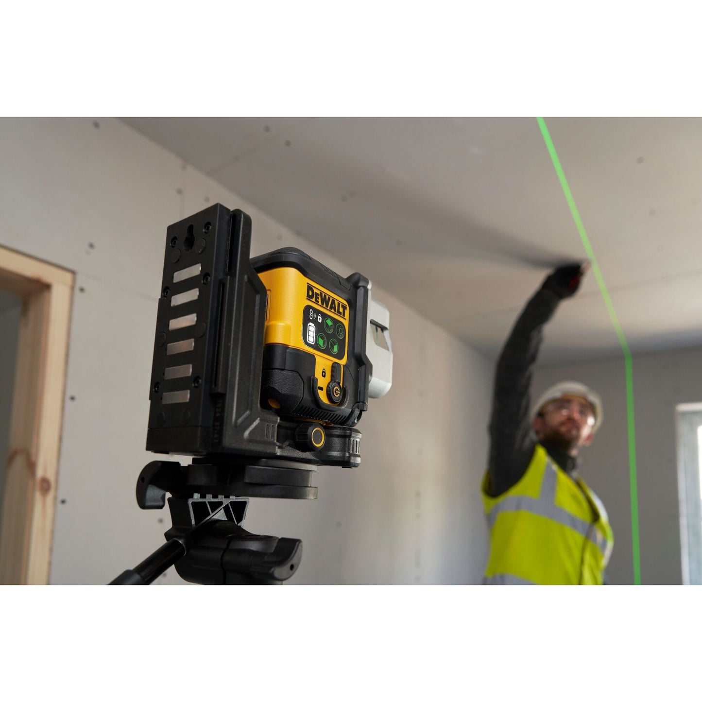 Niveau laser autonivelant Dewalt DCLE14301GB 3 lignes 180° vert USB-C