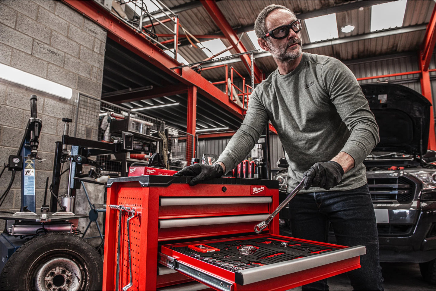 Chariot à outils à 7 tiroirs Toolguard 69 cm Milwaukee