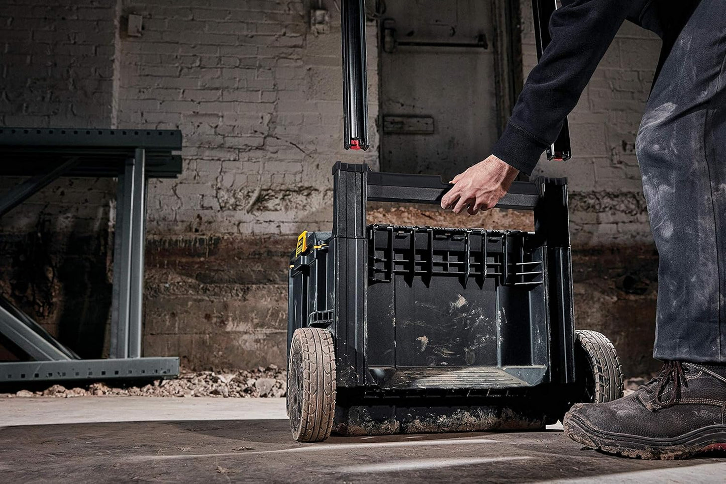 Boîte à outils avec poignée et roues TOUGHSYSTEM DS450 Dewalt DWST83295-1