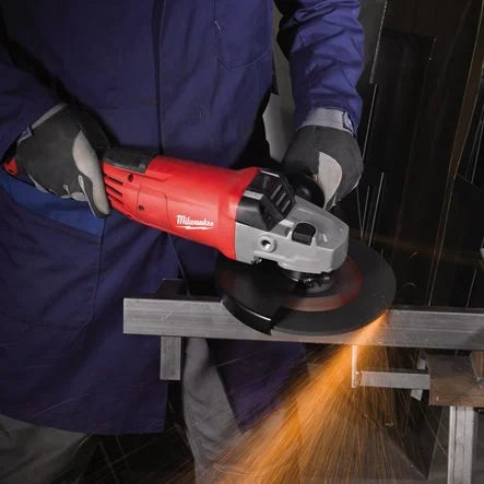 Meuleuse d'angle Milwaukee AG22-230 2 200 W