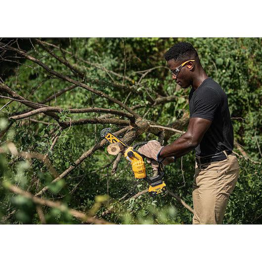 Scie d'élagage XR 18V 20cm + batterie 5Ah + Chargeur Dewalt DCMPS520P1