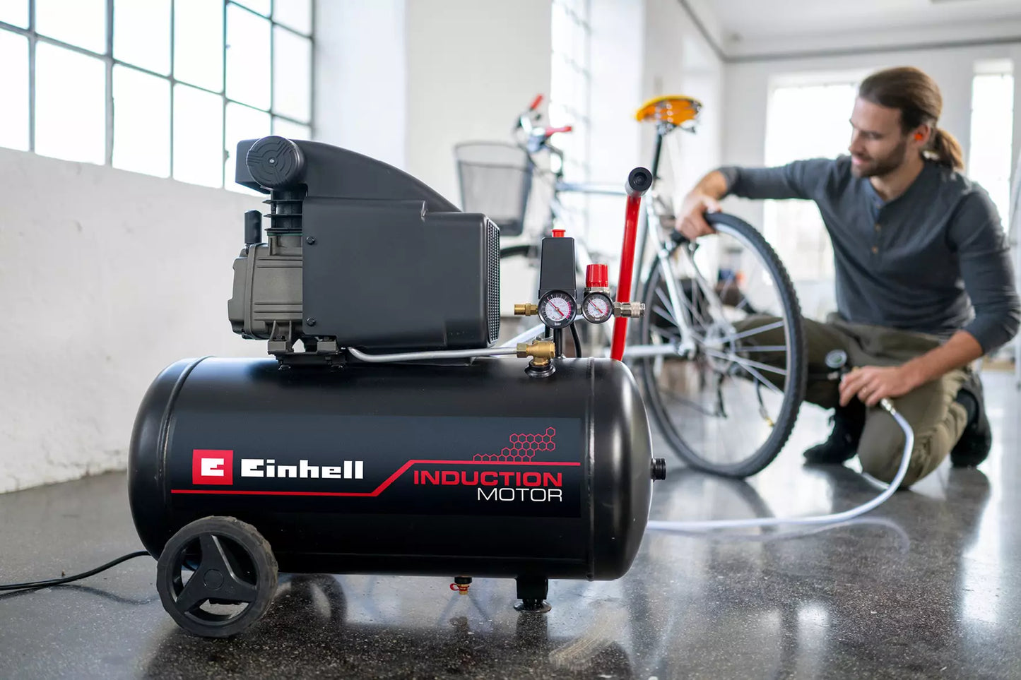 Compresseur d’air 50 L 1800 W Einhell TC-AC 270/50/10