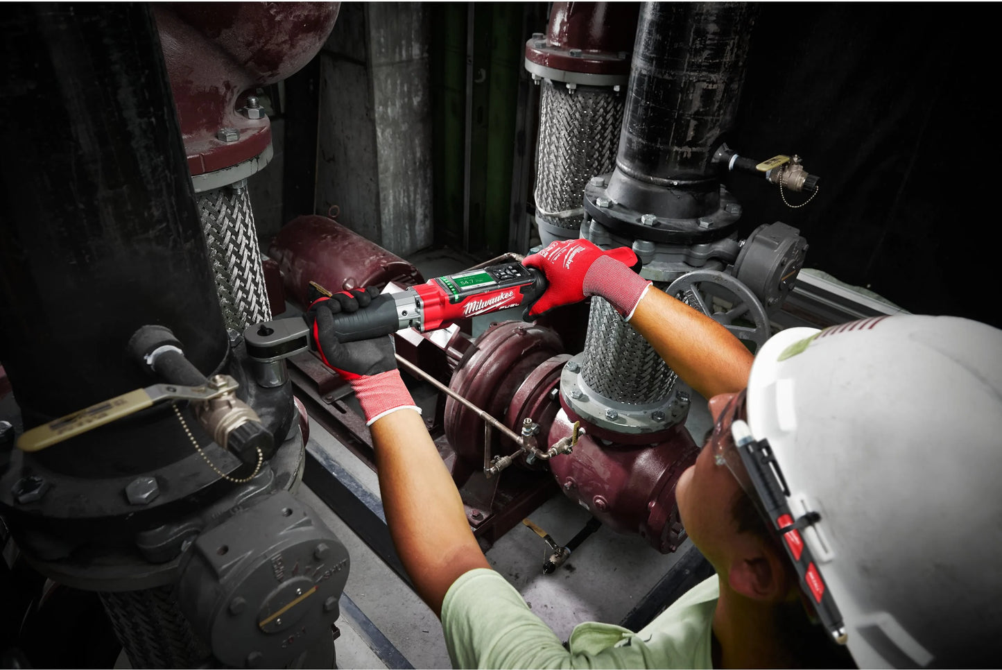 Llave de carraca dinamométrica M12 Fuel One-Key 1/2" con bateria + cargador + maletín Milwaukee M12 ONEFTR12-201C