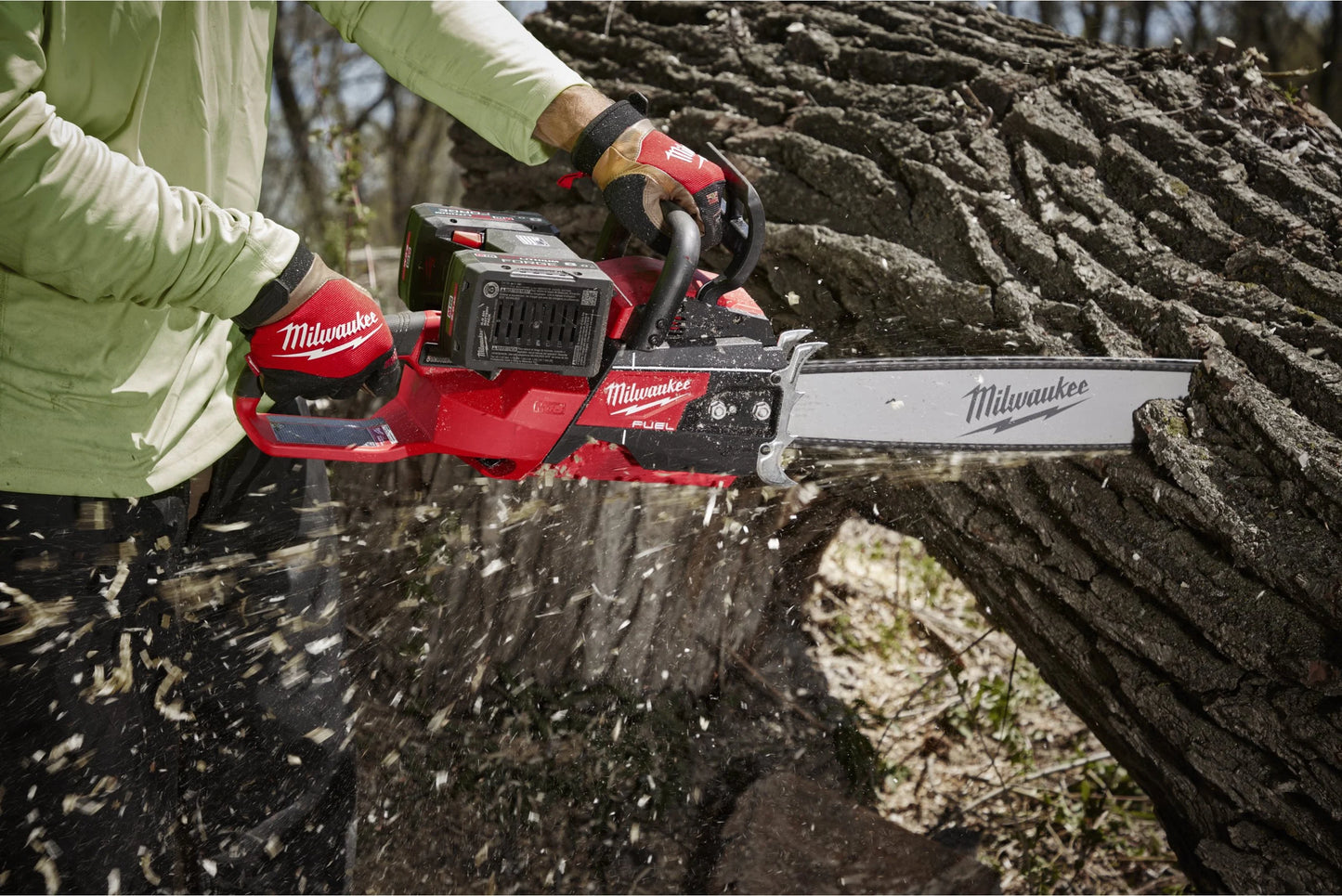 Tronçonneuse à double batterie Milwaukee M18F2CHS50-802 de 50 cm