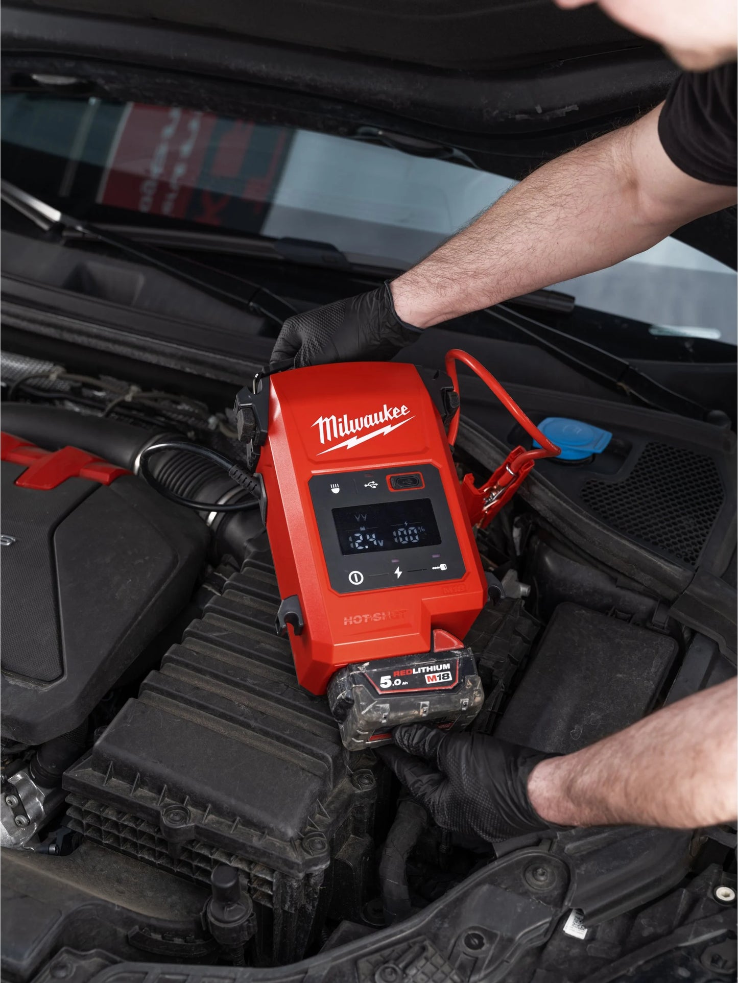 Démarreur de véhicule Milwaukee M18 2000A