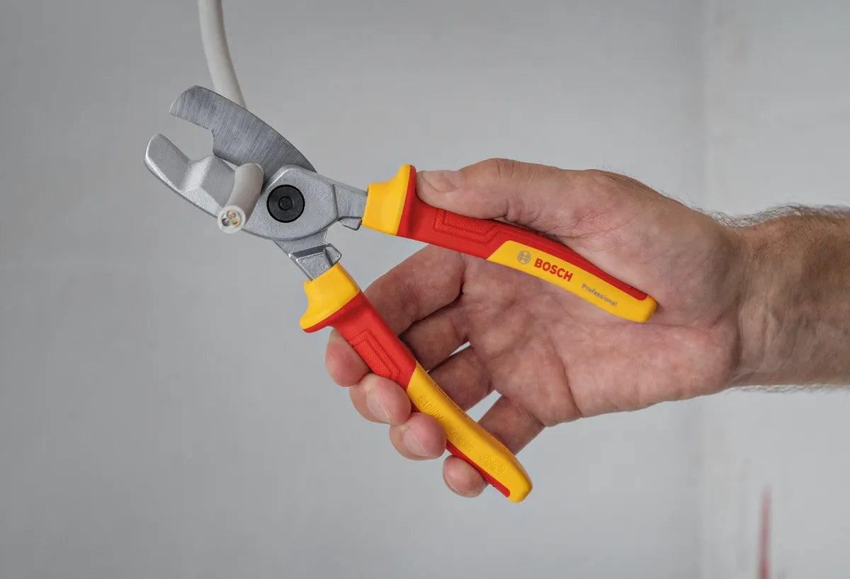 Ensemble d’électricien VDE de 37 pièces dans une mallette L-BOXX Bosch